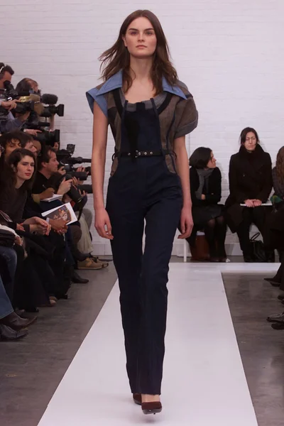 Look 13